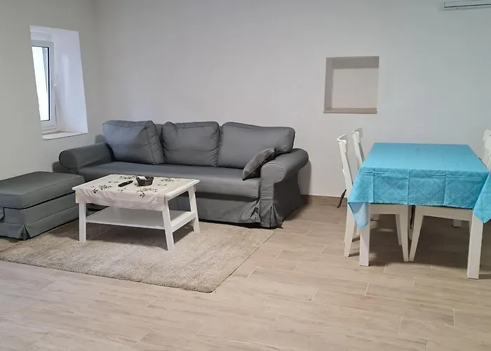 Happy In For 4 Apartman Porec